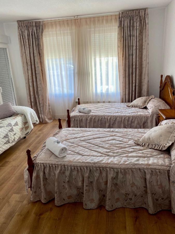 Villa De La Acacia Gojar المظهر الخارجي الصورة
