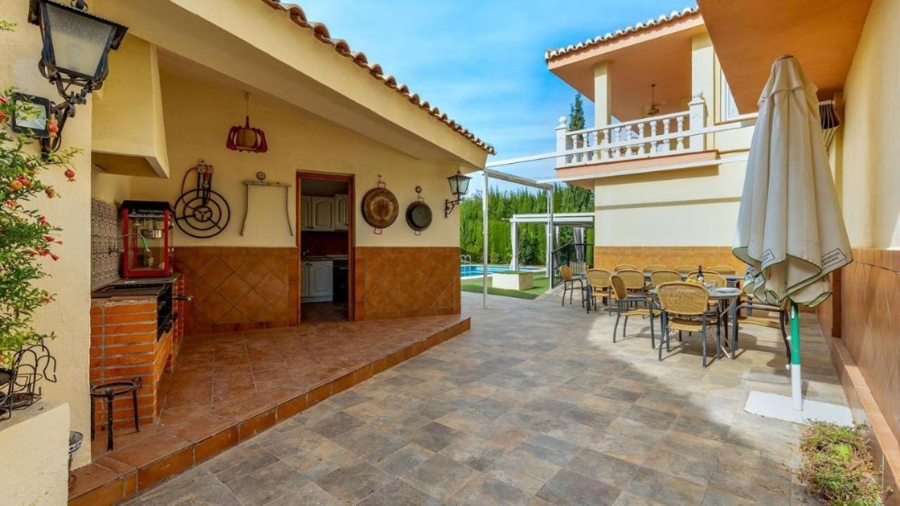 Villa De La Acacia Gojar المظهر الخارجي الصورة